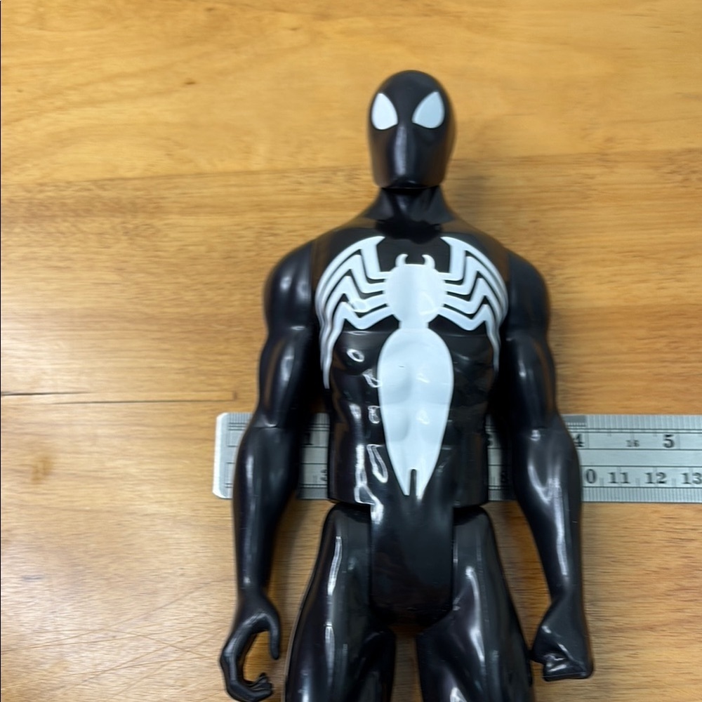 Marvel Ultimate Black Suit Spider-man Titan Hero Articulated Action Figure VGUC - Picture 10 of 11